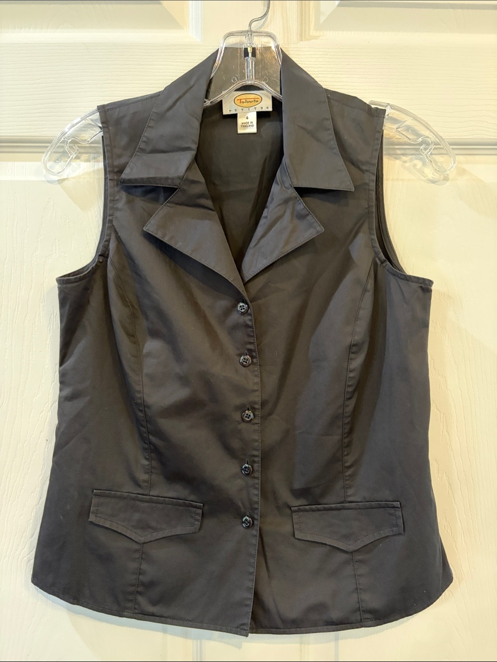 Talbots Black Sleeveless Button-Down Collared Vest-Style Top